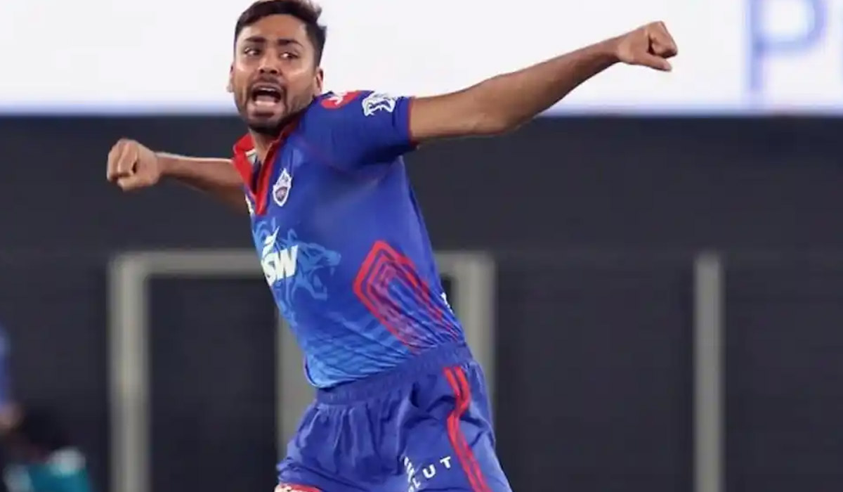 Khan injury adds to Indias woes ahead of England test series
